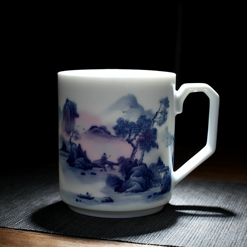Hand the blue and white porcelain of jingdezhen ceramic cups with cover exquisite tea office suit large household boss cup