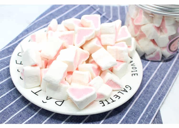 金稻谷罐装心形棉花糖100g创意爱心休闲零食年货糖果软糖蛋糕装饰_7折