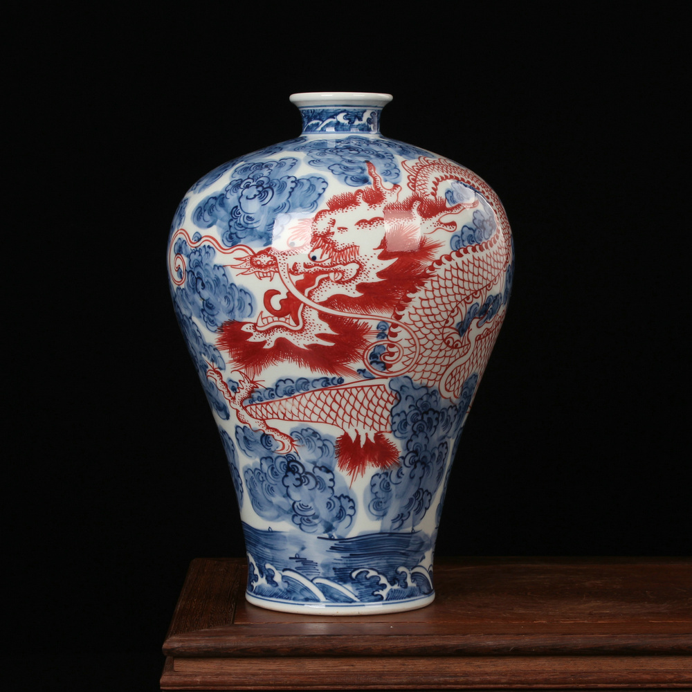 High - grade hand - made porcelain of jingdezhen ceramics youligong teng mei bottles of Chinese style classical decoration home crafts