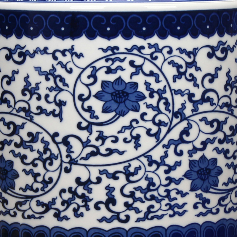 Furnishing articles large blue and white porcelain is jingdezhen ceramics tea pu 'er tea box box store receives tea cake tin