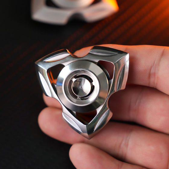 LEO Siren Attack Speed Fingertip Gyro EDC Stainless Steel Metal Rotary Lock Pressure Reduction Artifact Boring Decompression Toys
LEO Siren Attack Speed Fingertip Gyro EDC Stainless Steel Metal Rotary Lock Pressure Reduction Artifact Boring Decompression Toys