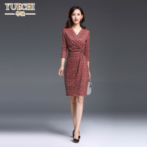 Yuechi 2021 autumn new dress v-collar slim personality temperament cover belly thin professional skirt size womens