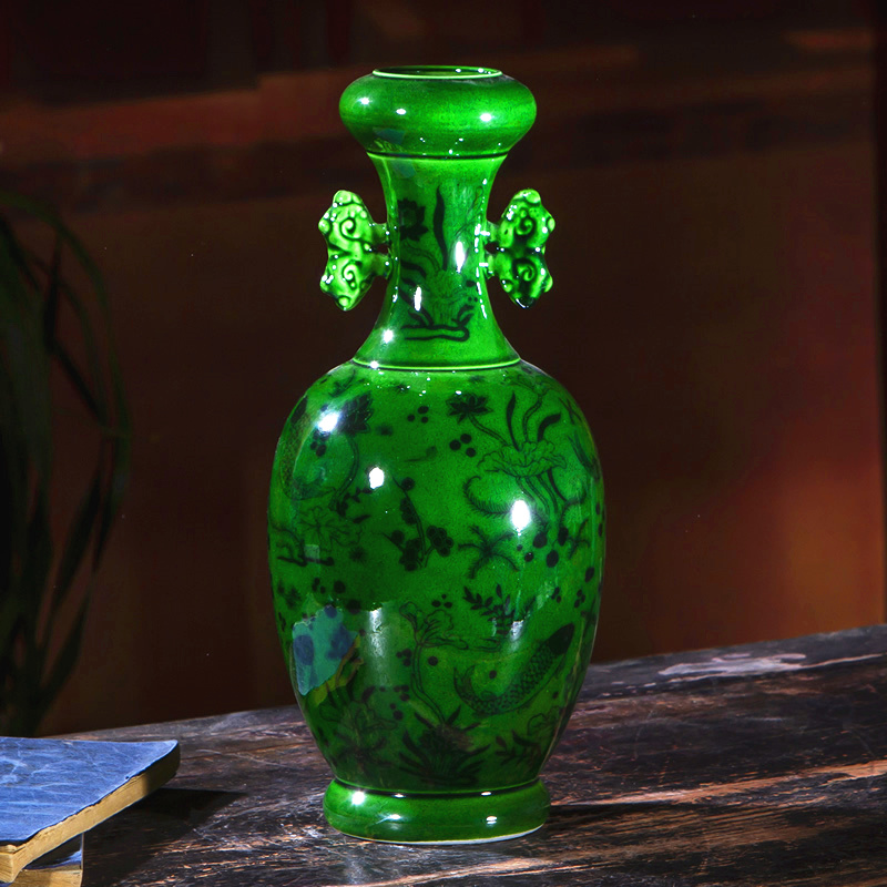 Jingdezhen ceramic vase furnishing articles sitting room of Chinese style restoring ancient ways is emerald rich ancient frame home decoration decoration arranging flowers