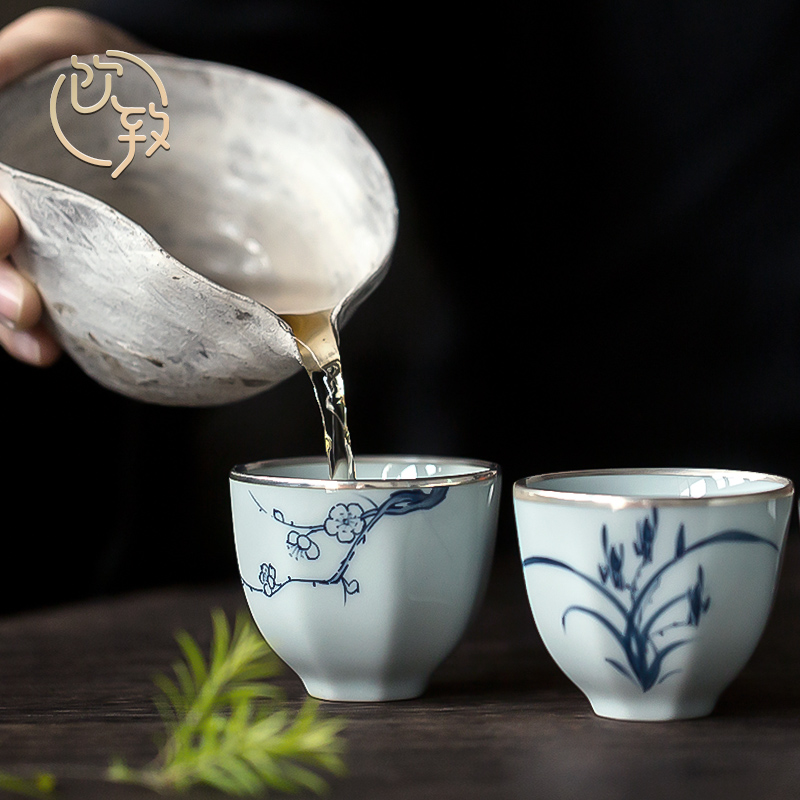 Ultimately responds to trace silver kung fu tea cups coppering. As the master CPU single CPU hand - made ceramic sample tea cup single tea cups