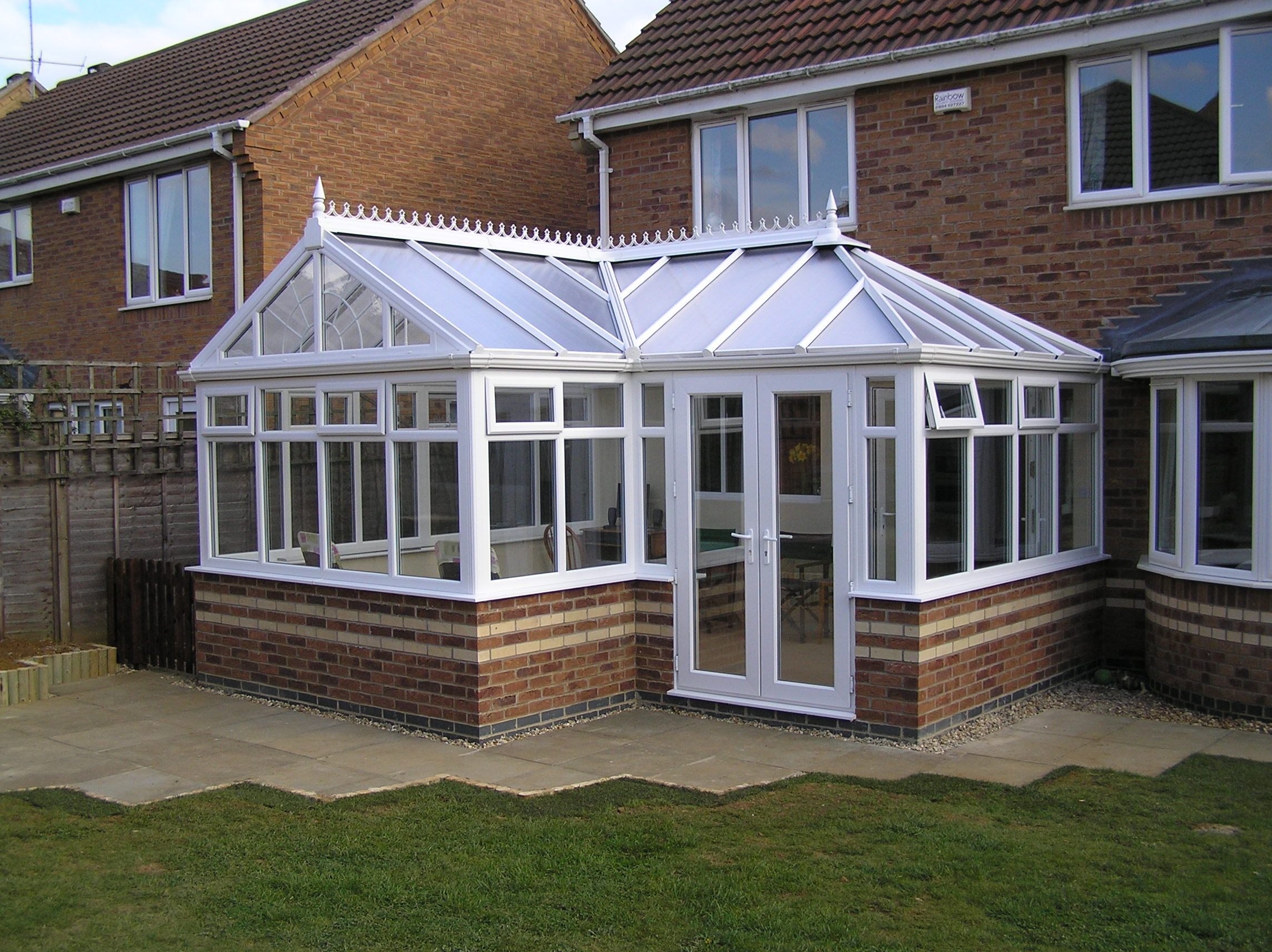 珠海夹胶钢化玻璃阳光房封露台断桥铝阳光房预约测量圆弧阳光房