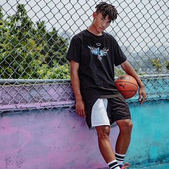 PUMA genuine LAMELO Lamelo Ball co-branded basketball sports casual short-sleeved T-shirt 536411
PUMA genuine LAMELO Lamelo Ball co-branded basketball sports casual short-sleeved T-shirt 536411