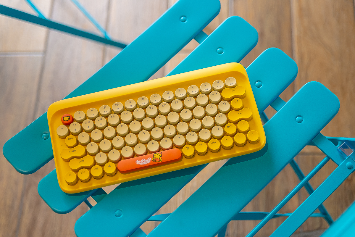 总结:复古与可爱,洛斐这款键盘很完美的把它们结合在了一起.