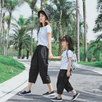 2021 summer new cotton Korean version of the foreign parent-child outfit mother and child white T three-point pants mother and daughter outfit two-piece set tide