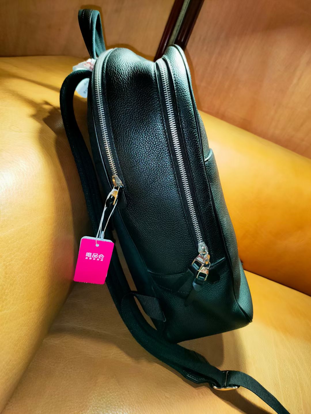 奢侈品dunhill登喜路男士黑色牛皮双肩包整只背包都是牛皮3199包顺丰