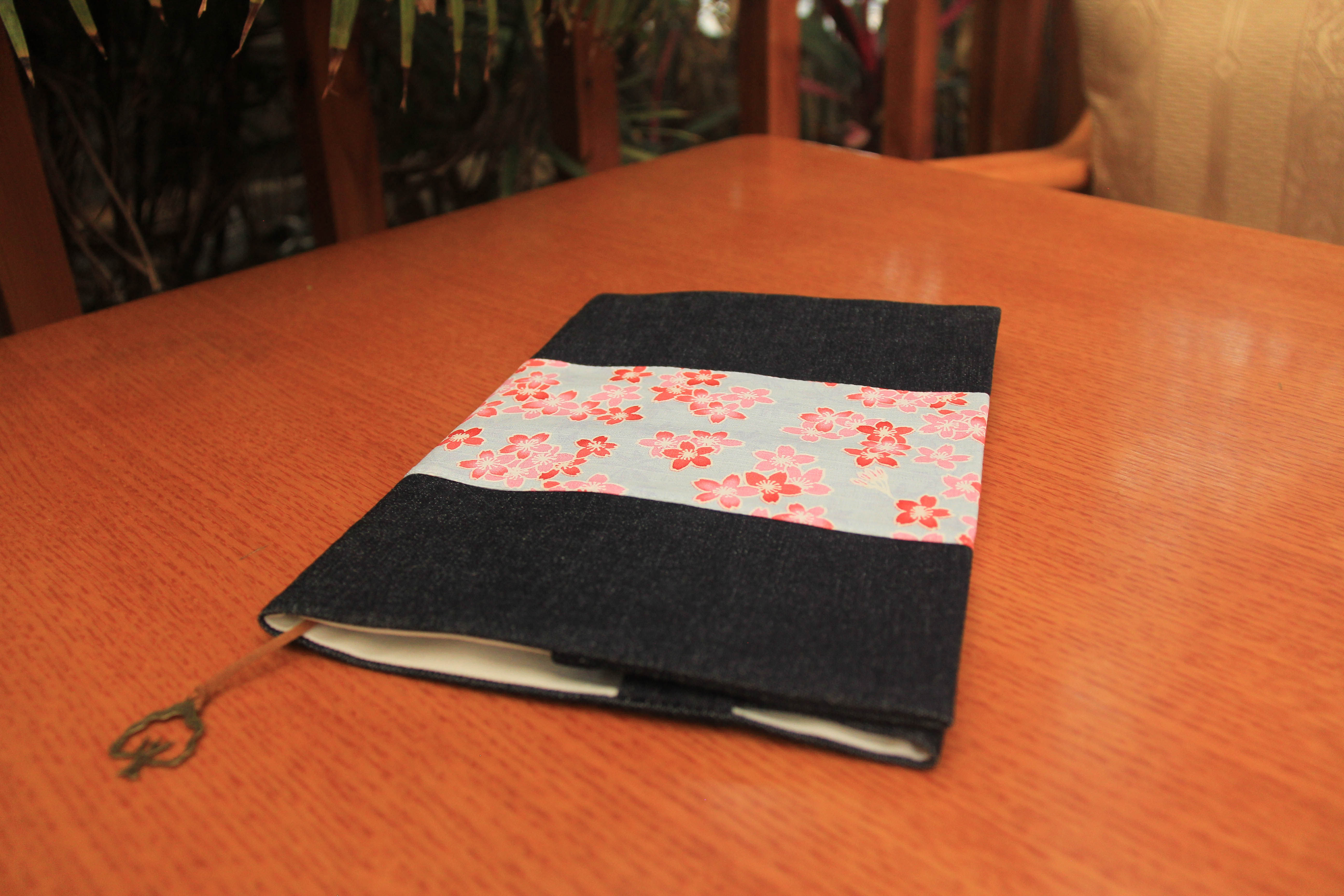 读者正品原创设计可调节手工制作布艺书衣书套暖春系列暖春·浅吟