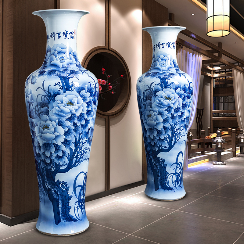 Jingdezhen ceramics hand - made oversized landing of blue and white porcelain vase furnishing articles of Chinese style household decoration to the hotel villa