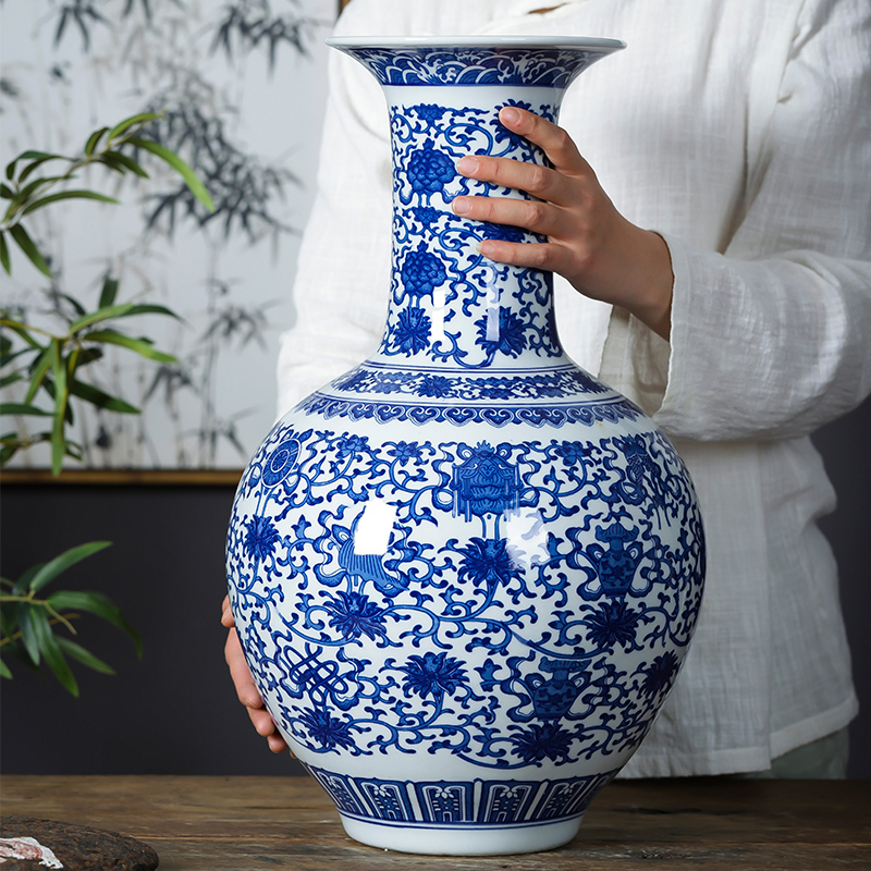 Jingdezhen porcelain ceramic antique blue and white big vase furnishing articles sitting room of Chinese style household flower arranging TV ark, adornment