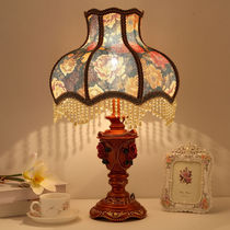 Creative European lamp Bedroom ins girl net red American Simple modern Nordic Wedding room Warm light headboard