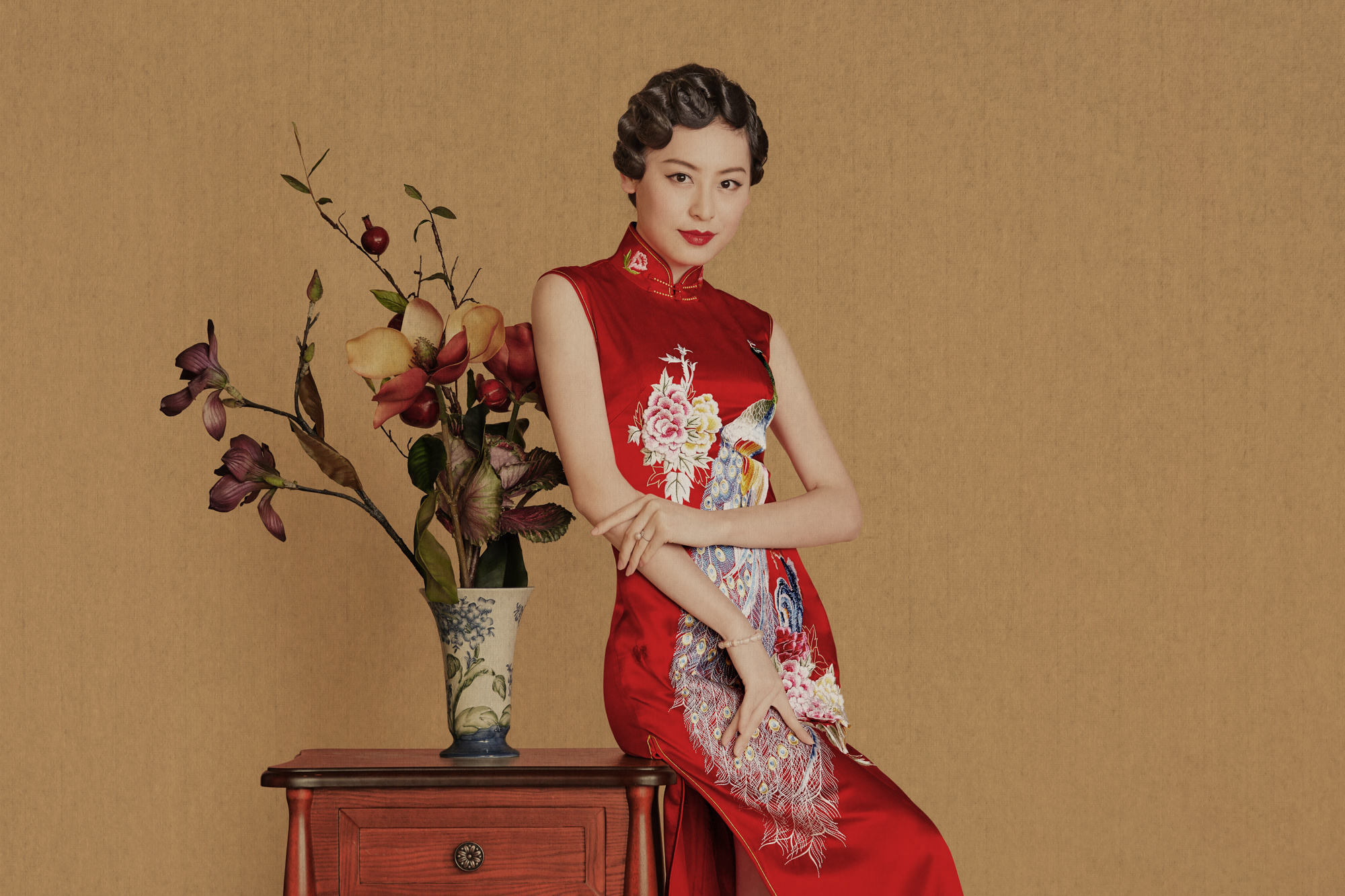 永不过时的东方美改良旗袍