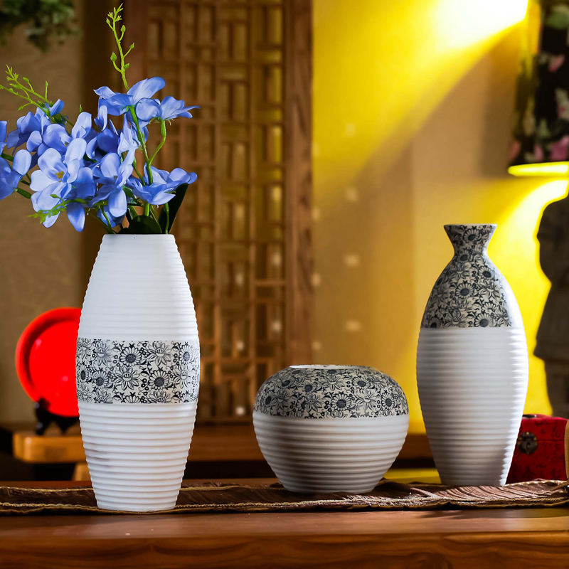 Jingdezhen ceramic vase household act the role ofing is tasted ceramic craft flower, I and contracted ceramic dolls furnishing articles