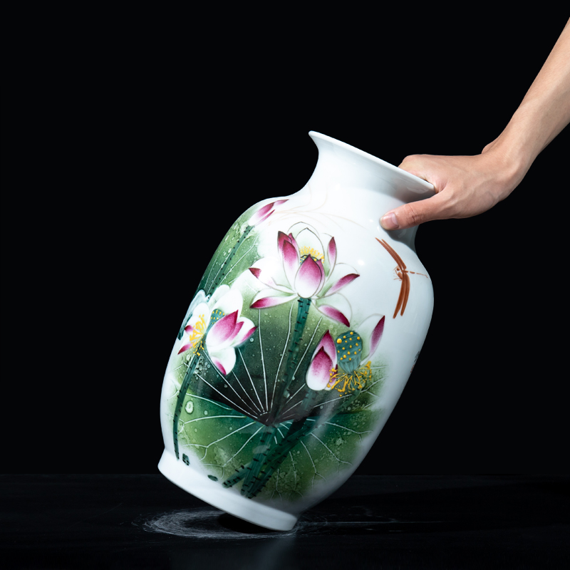 Jingdezhen ceramics master hu, hand - made vases place to live in the sitting room TV ark, decorative arts and crafts