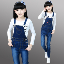 Girls Strap Pants Set Spring and Autumn 2021 new autumn Net Red foreign air 12 big Children 15 children jeans children