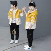 Boys autumn clothes plus velvet jacket 2021 new foreign style Korean children Spring and Autumn boys thick assault clothes tide