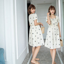 Pregnant womens dress summer round neck short sleeve medium and long skirt Korean version of loose cotton fashion womens maternity dress