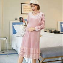 Pregnant woman in autumn Winter pregnant woman with dress in dress pure color gold velvet long sleeve skirt loose Korean version big code lotus leaf side dress