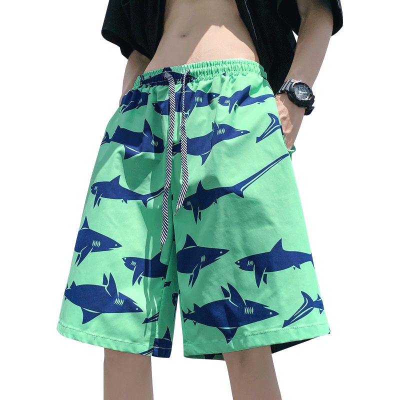 Fashionable brand beach pants men's summer shorts flower shorts casual loose and can be put into the water swimming trunks quick-drying ice silk five-point pants
Fashionable brand beach pants men's summer shorts flower shorts casual loose and can be put into the water swimming trunks quick-drying ice silk five-point pants