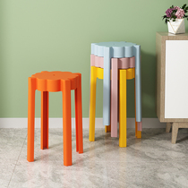 Plastic stools are thickened and simple high stools Nordic living room creative plastic chair round stools restaurant table stools