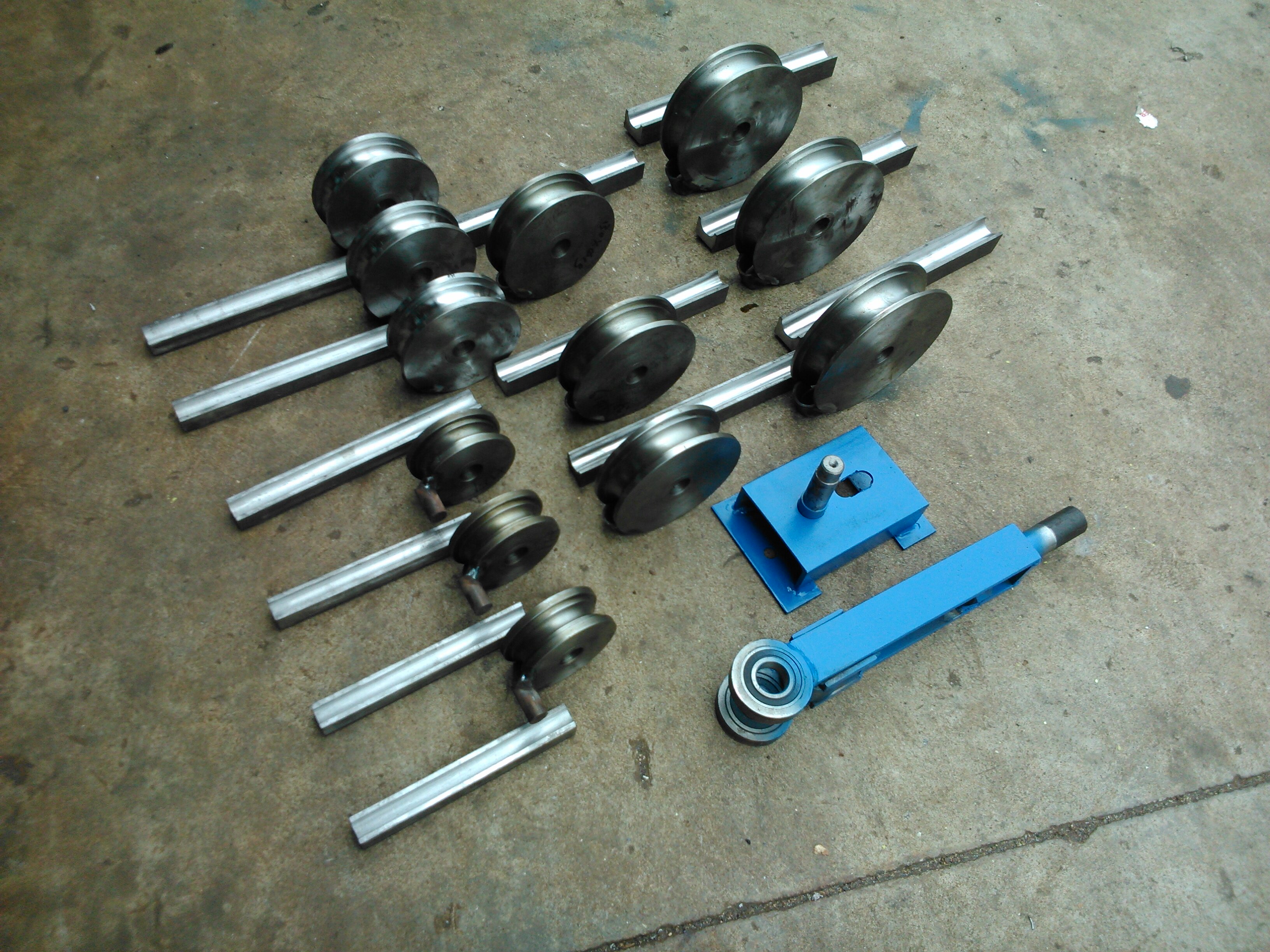 方管弯管机手动型不锈钢折弯机小型圆管弯管器模具 铁铝管弯圆机_双氙