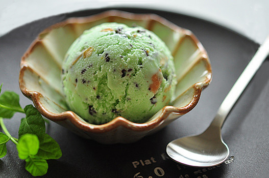 吃货地图#薄荷冰淇淋的做法