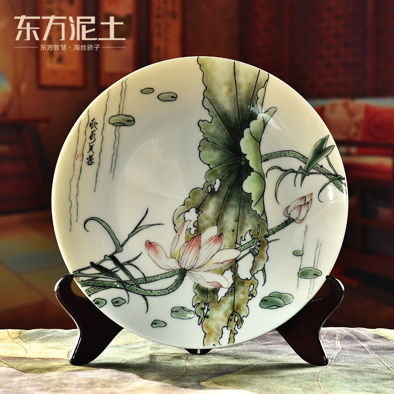 Oriental clay ceramic hand - made hang dish Chinese style living room partition TV cabinet version into the home decoration gifts