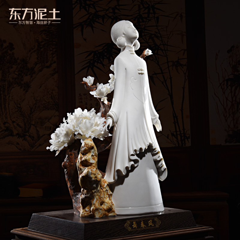 Oriental soil dehua white porcelain its art ceramic Chinese zen sitting room adornment is placed/spring dance