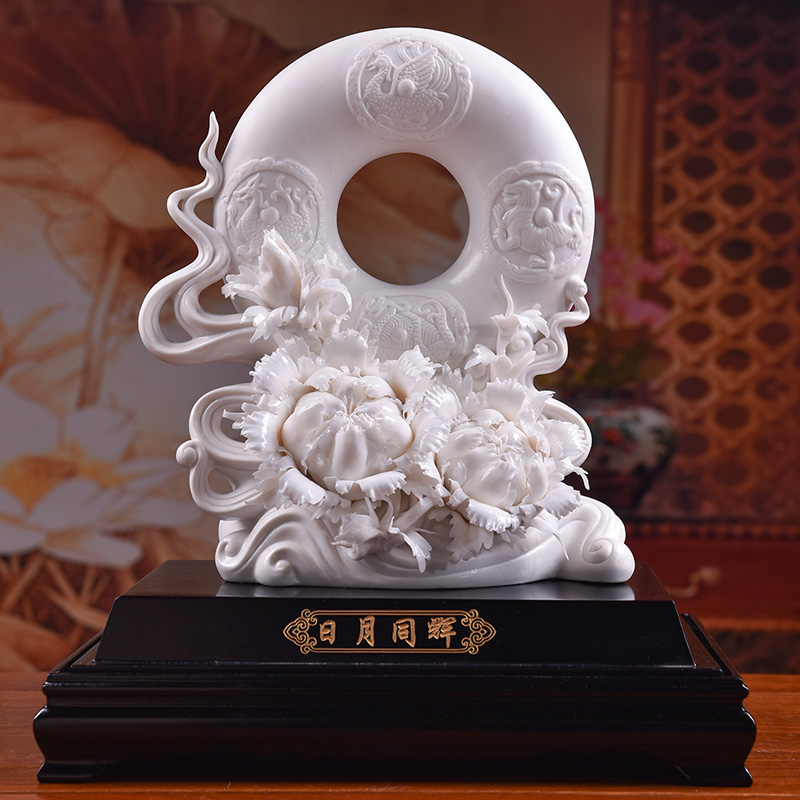 Oriental soil dehua white porcelain its art porcelain flowers, the process of the sitting room TV ark, furnishing articles/happiness