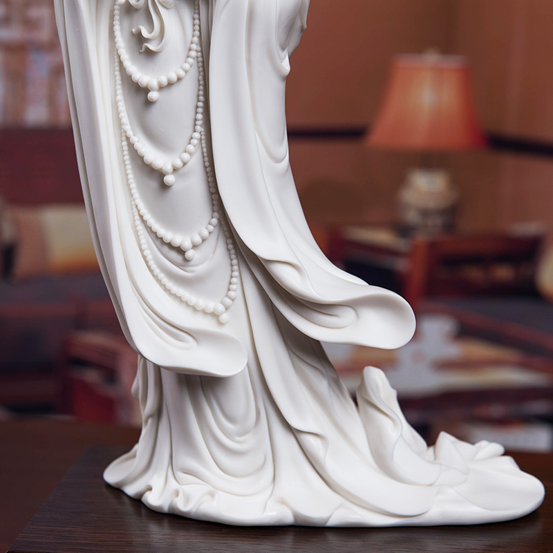 The east mud dehua white porcelain ceramic its art furnishing articles Chinese style living room decoration/yun tang, lady