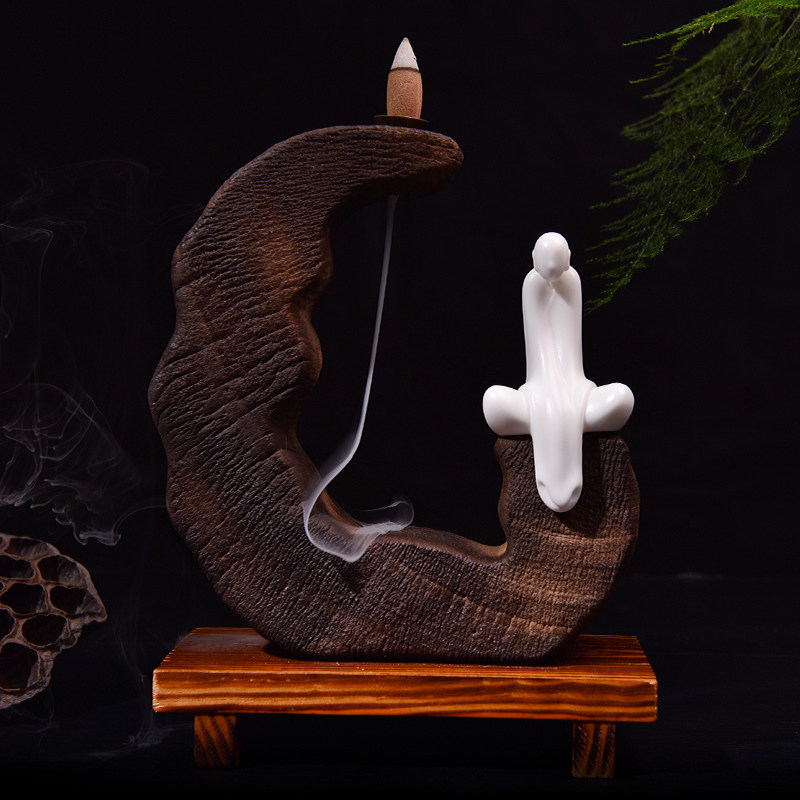 【东方泥土旗舰店】东方泥土 德化白瓷新中式禅意摆件 风化木小沙弥