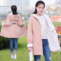 Plus velvet thickened jacket girls autumn and winter clothing new junior high school students Korean version of long lamb wool cotton clothes