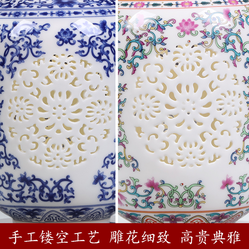 Jingdezhen ceramics hollow - out of the blue and white porcelain vase three - piece sitting room of home decoration wine rich ancient frame furnishing articles