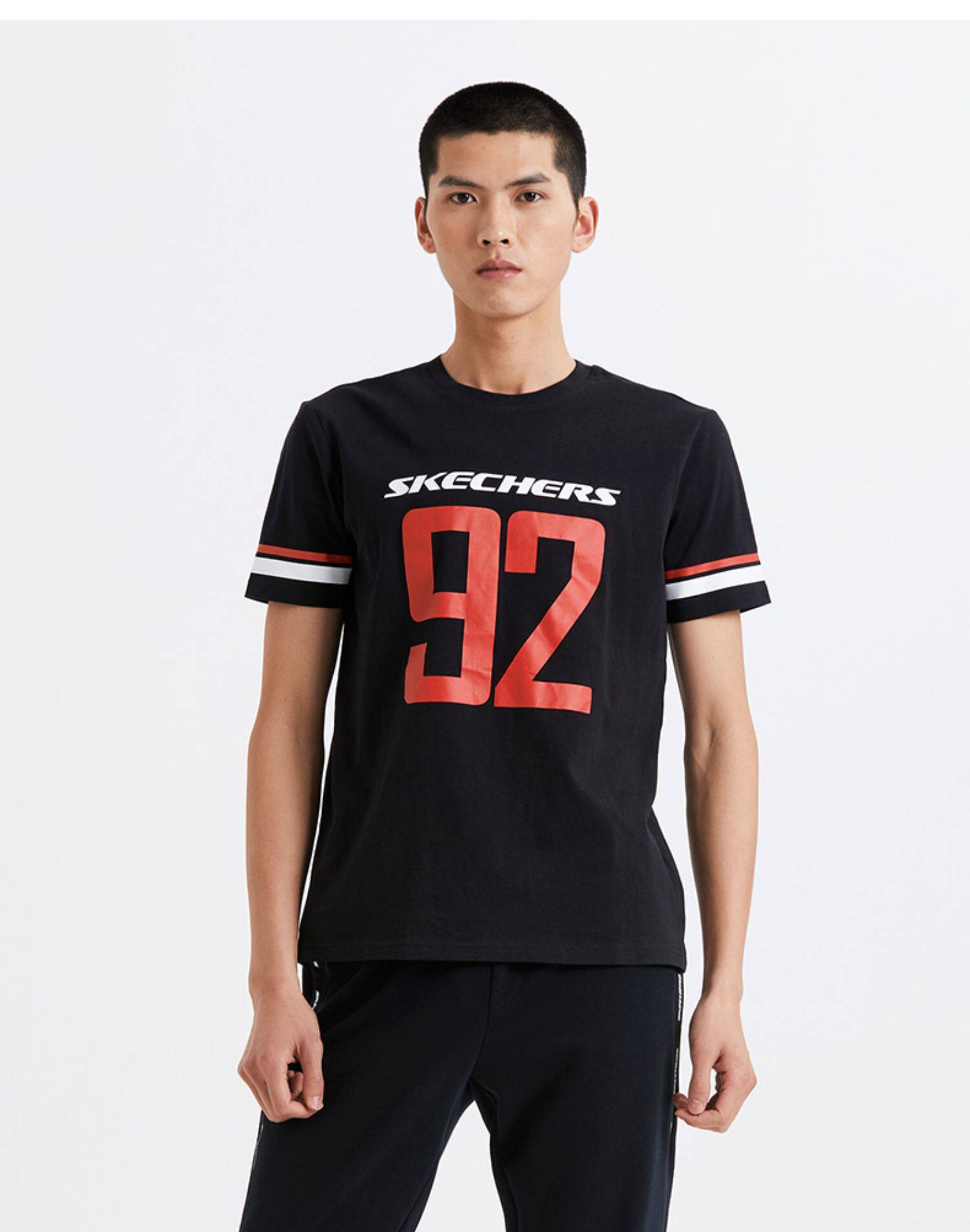 skechers斯凯奇男子新款圆领短袖t恤衫印花套头上衣 sdams19b046