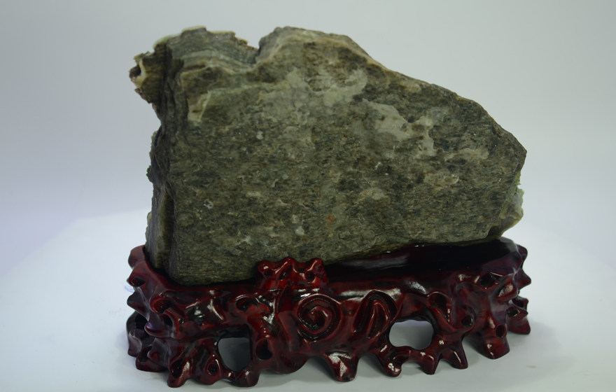 进入该拍品专场  品牌 华星工艺 产地 南阳 造型   山水 品种  独山玉