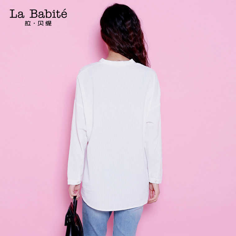 拉夏贝尔 拉贝缇2015秋新款 纯色半开领短款长袖衬衫60003378