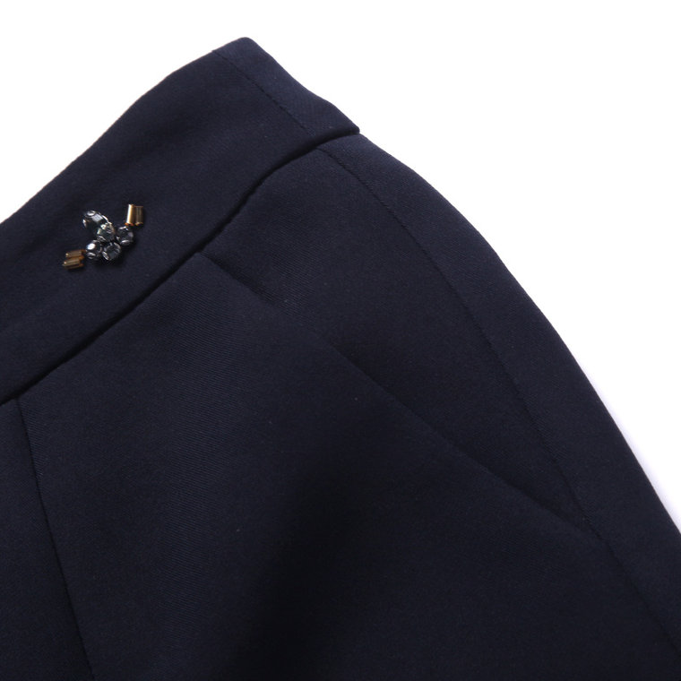 拉夏贝尔SPORT2015夏新款 钉珠装饰花边纯色休闲短裤 女20005984