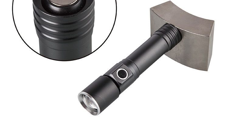 led强光手电筒 可充电远射户外骑行防水迷你磁铁变焦手电家用