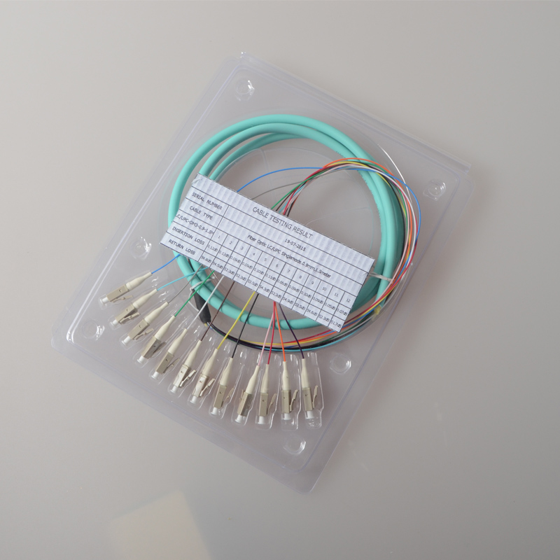 lc / sc / fc 12 core bundle pigtail om3 10 gigabit multimode fiber jumper odf melt fiber disk carrier level customization