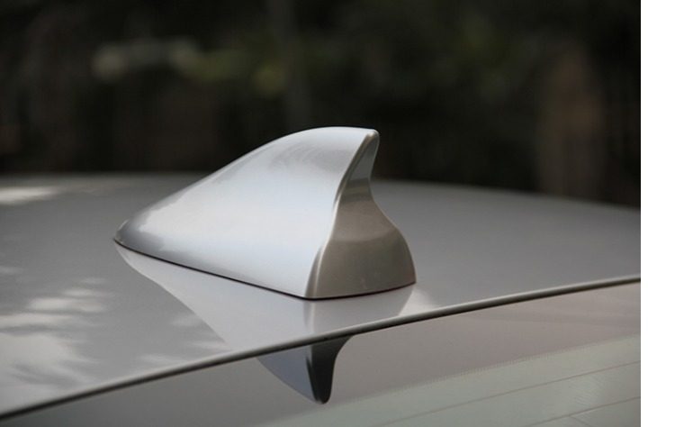 新逍客鲨鱼鳍天线骐达劲客新奇骏汽车天线改装ramble收音车用天线