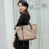 Rice print 2021 new tote bag personality zipper nylon multifunctional large capacity commuter shoulder bag