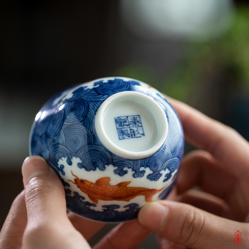 Qin Qiuyan the teacher color blue and red sea grain single cup 80 ml jingdezhen tea masters cup by hand