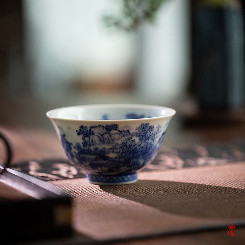 The Day blue green room inside and outside the landscape left koubei jingdezhen ceramic hand - made kung fu tea cups single CPU