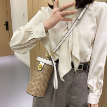 Small bag Women summer 2021 New Tide Fashion Net red wild cross body cylinder bag this year popular print chain bag