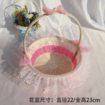 Rattan flower boy flower basket woven portable flower basket hand hand dance flower basket flower basket garden style