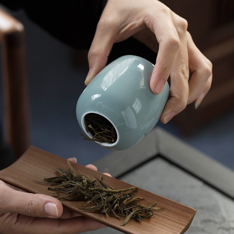 Feng tea pot ceramic seal on the mini small portable travel POTS tea tins tea warehouse custom - made