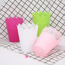 Modern creative small flower basket Lace Barrel Tabletop Floral Flower Arrangement Decoration Placing Flower Basket Flower Pot Plastic Hollowed-out Vase
