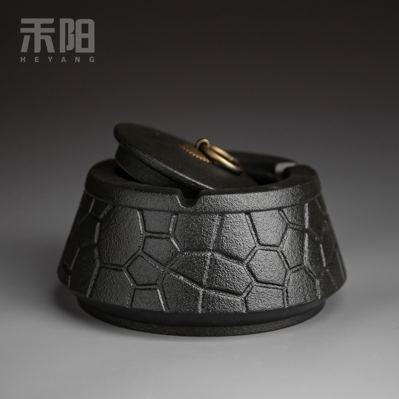 Send Yang black pottery ashtray with cover Chinese style household living room office large wind restoring ancient ways ashtray creative tea table